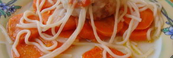 осьминожки из тефтелек и спагетти