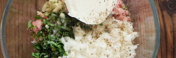 паровые тефтели из кролика с томатным гарниром