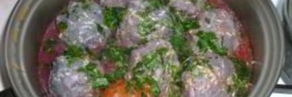 рыбные тефтели с красной капустой и коричневым рисом