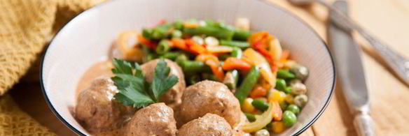 тефтели с сыром в сливочно-томатном соусе