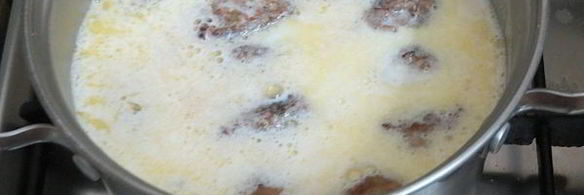 тефтели в молочном соусе