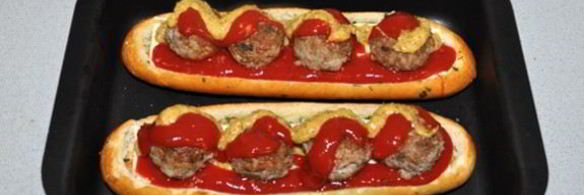 тефтели, запеченные в багете