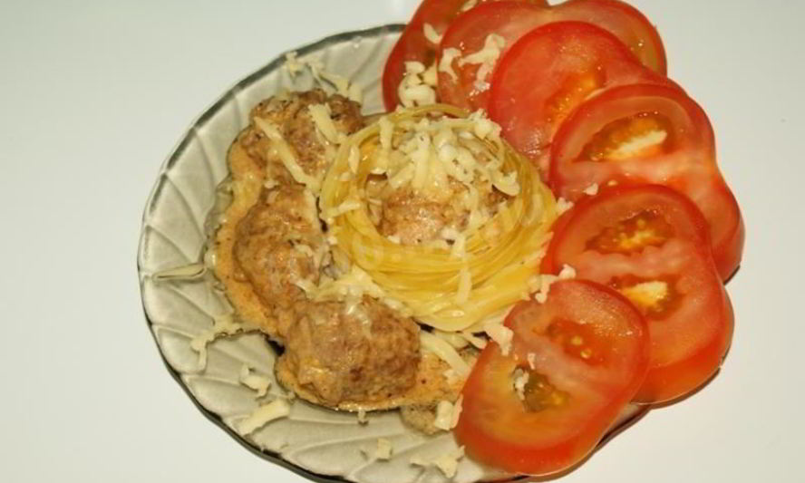 Рецепт тефтелек в томатно-сливочном соусе