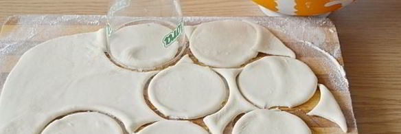 творожные вареники с вишней