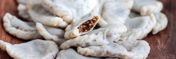 вареники с черносливом и творогом