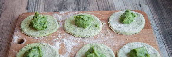 вареники с картофелем и шпинатом