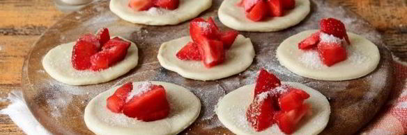 вареники с клубникой