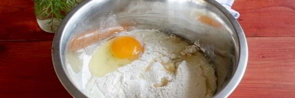 вареники с квашеной капустой и салом