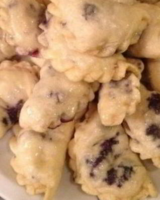 Вареники с творогом и изюмом