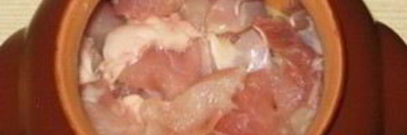 жаркое из кролика в горшочках