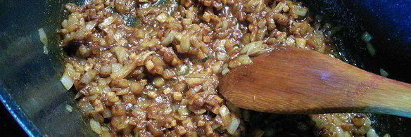 жаркое из курицы с айвой