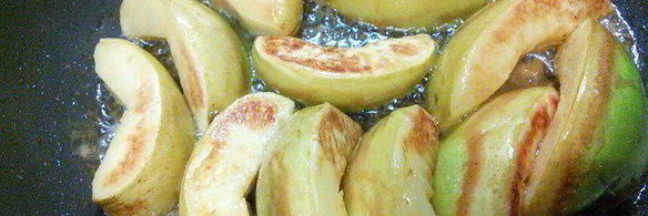 жаркое из курицы с айвой