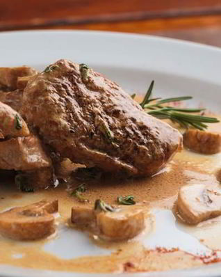 Жаркое из свинины с грибами