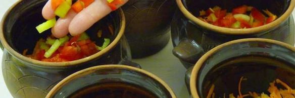 жаркое из свинины с картошкой в горшочках