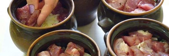 жаркое из свинины с картошкой в горшочках