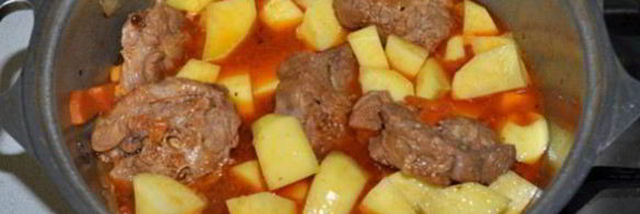 жаркое из телячьих хвостов с картофелем