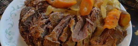 жаркое с горчицей и кленовым сиропом в медленноварке