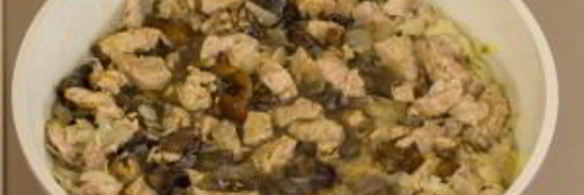 жаркое в горшочках под крышечкой из теста