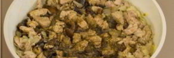 жаркое в горшочках под крышечкой из теста