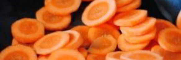 жаркое в горшочке из курицы с черносливом