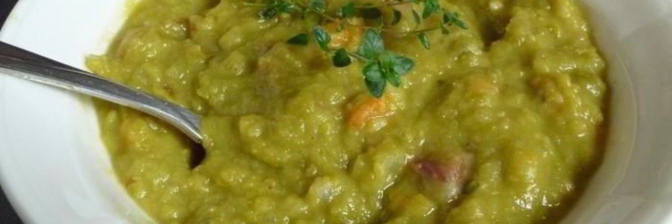 Гороховая каша из консервированного горошка