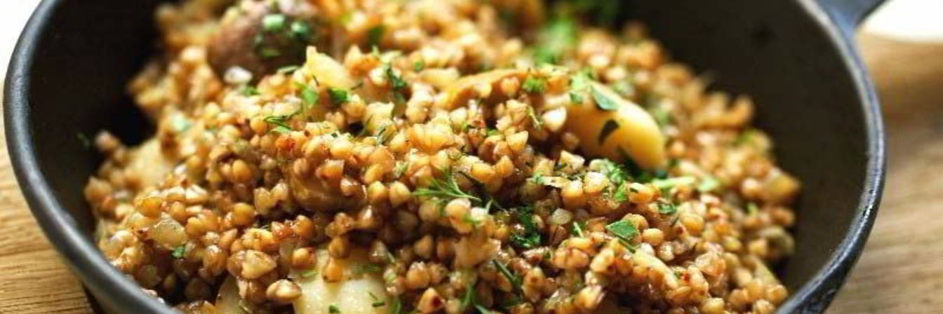 Гречка с грибами и перцем чили