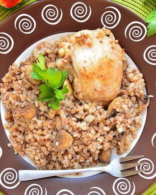 Гречка с курицей и грибами