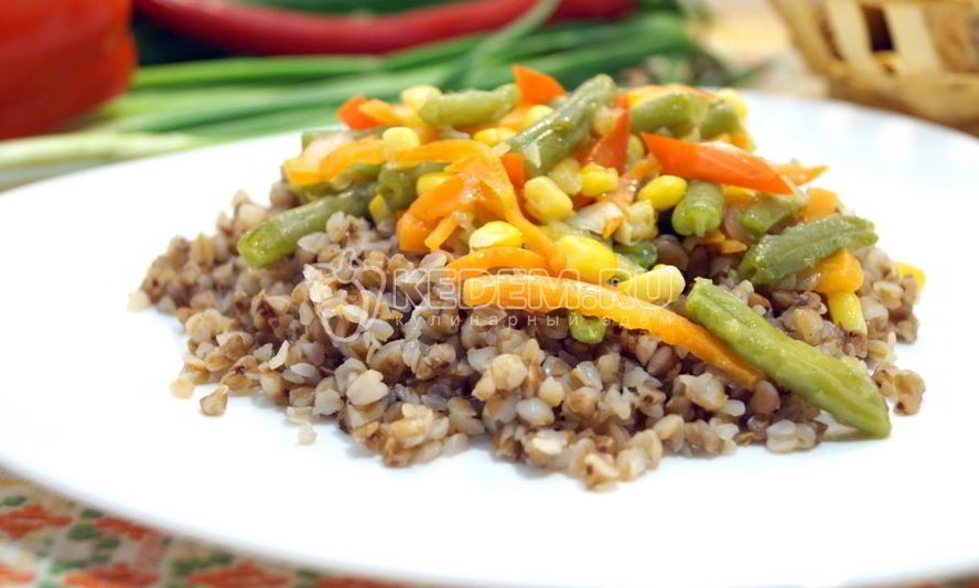 Рецепт гречки с овощами и фасолью