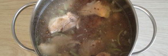 гречка с тушенкой в кастрюле