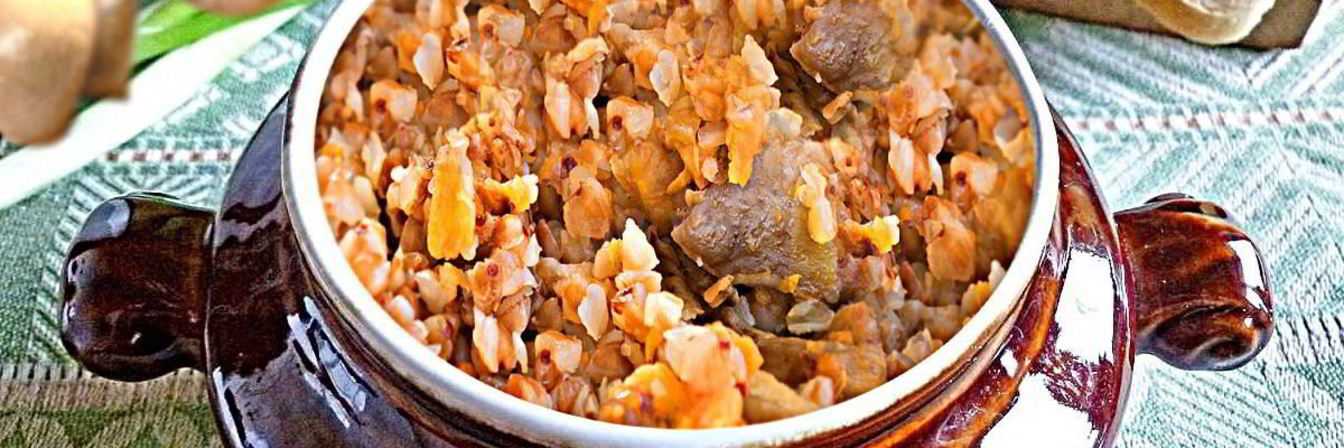 Гречка в горшочках с грибами