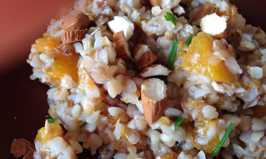 Рецепт гречневой каши на кокосовом молоке с тыквой, петрушкой и миндалем