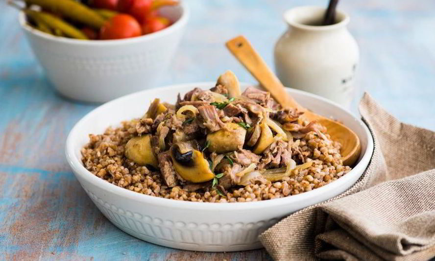 Рецепт гречневой каши с грибами и индейкой