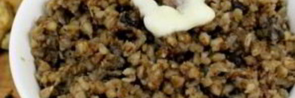 гречневая каша с грибами и луком