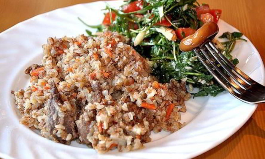 Рецепт гречневой каши с мясом в мультиварке