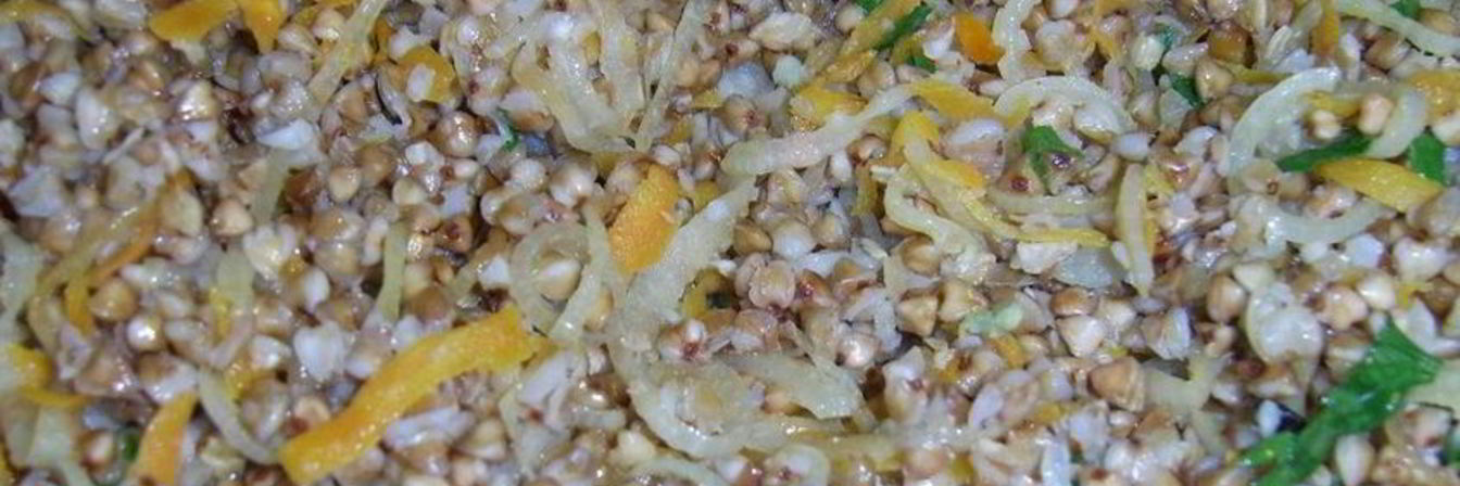 Каша гречневая с луком