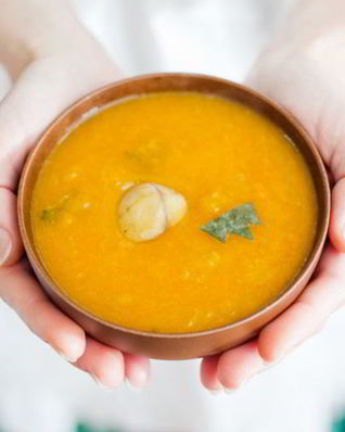 Каша из белого риса и желтой тыквы