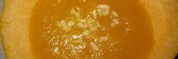 каша из тыквы в тыквенном горшочке с грецкими орехами