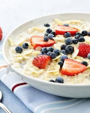 Пшеничная каша с фруктами