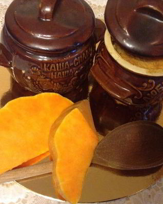 Тыквенная каша с сухофруктами в горшочках