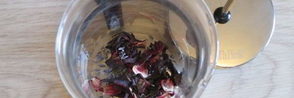 чай с каркаде и лавандой