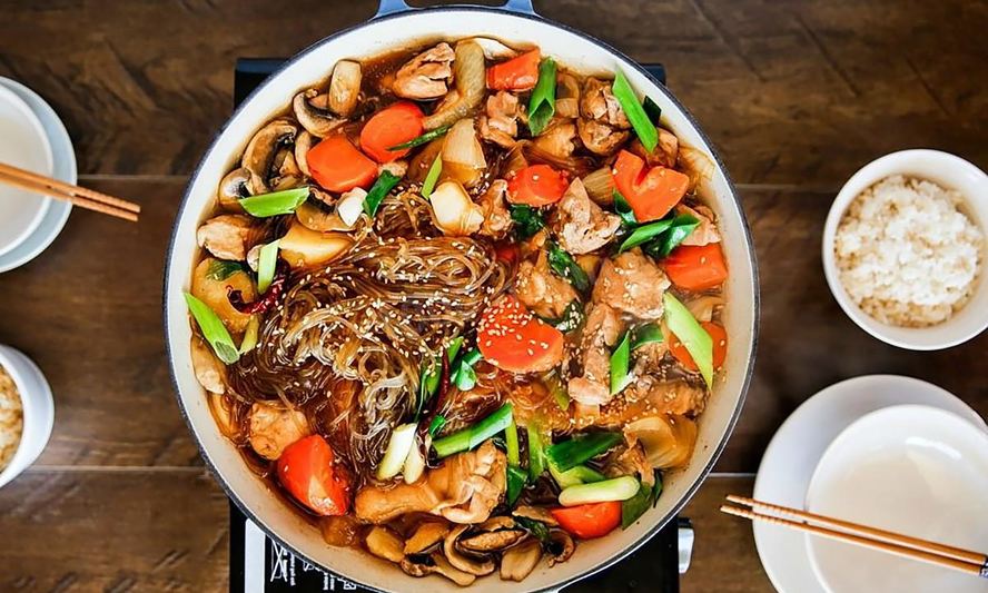 Рецепт горячей фунчозы с курицей