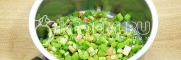 холодный чай с ревенем