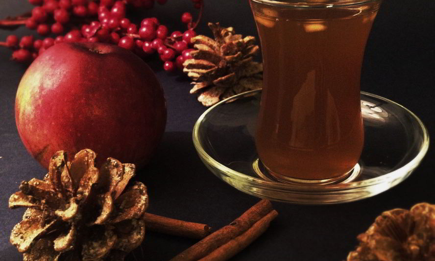 Рецепт коричного чая с яблоком, апельсином и мятой