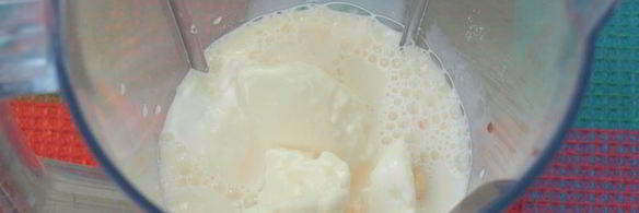 клубнично-банановый коктейль