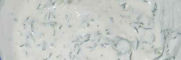 коктейль морской в сметане с зеленью