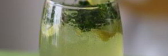 коктейль с лимоном