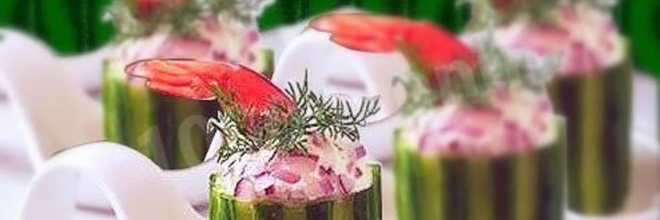 Огуречный коктейль с креветками