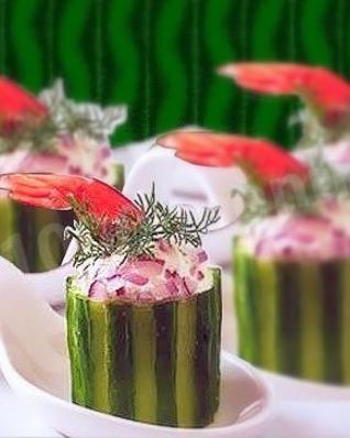 Огуречный коктейль с креветками