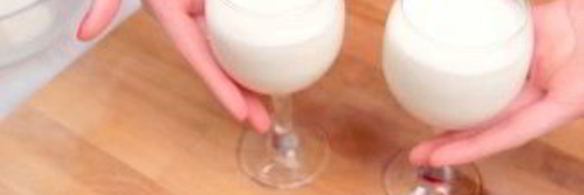 панна котта с ягодным сиропом