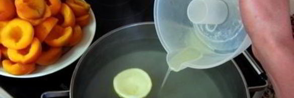 персики в сиропе